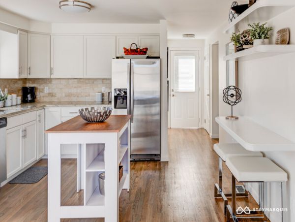Hamptons Home 1020346