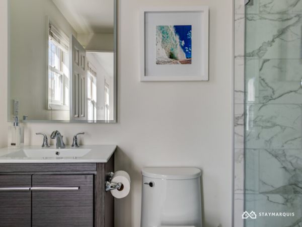 Hamptons Home 1020346