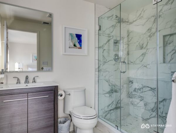 Hamptons Home 1020346