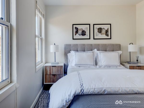 Hamptons Home 1020346