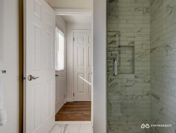 Hamptons Home 1020346
