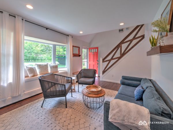 Hamptons Home 1020347