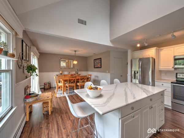 Hamptons Home 1020347