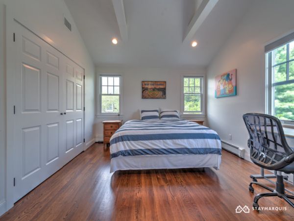 Hamptons Home 1020347