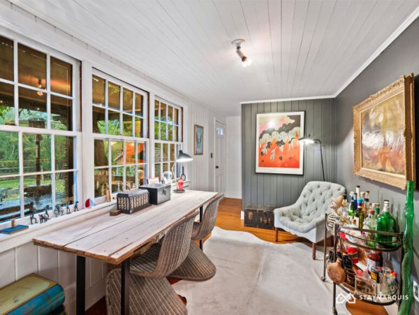 Hamptons Home 1020348