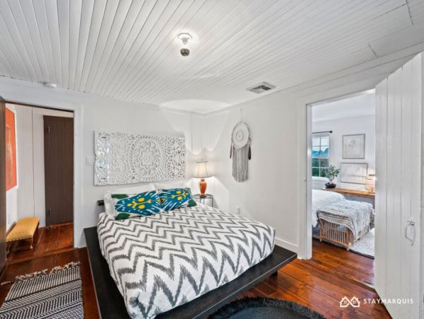 Hamptons Home 1020348