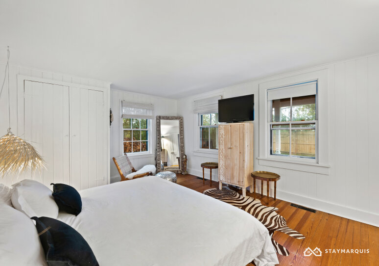 Hamptons Home 1020348