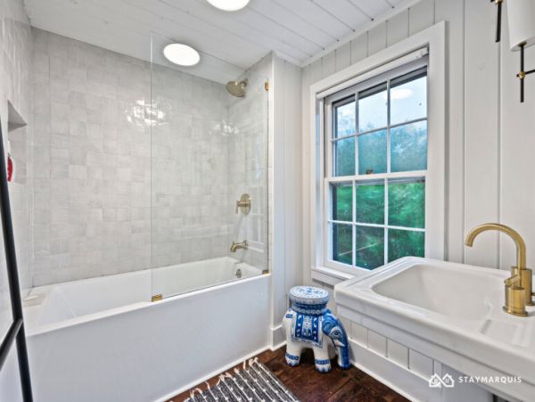 Hamptons Home 1020348