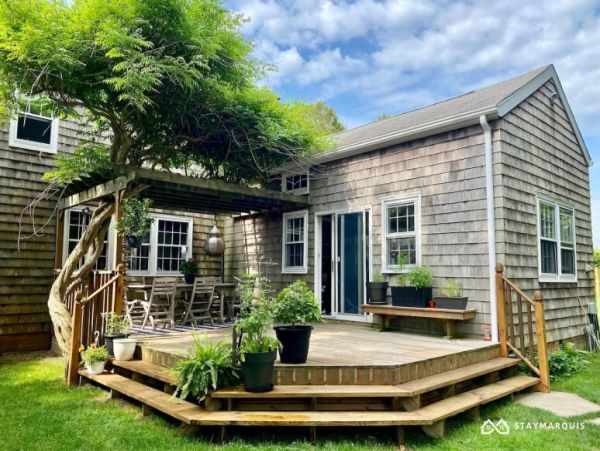 Hamptons Home 1020348