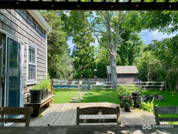Hamptons Home 1020348