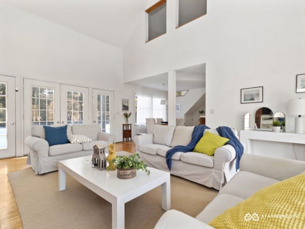 Hamptons Home 1020349