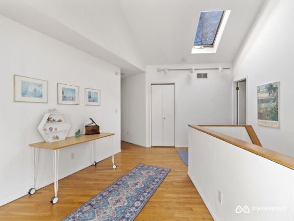 Hamptons Home 1020349