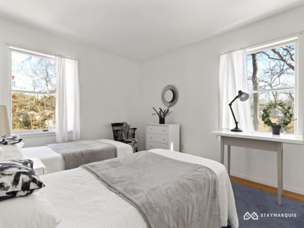 Hamptons Home 1020349
