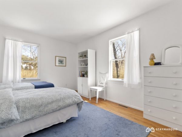 Hamptons Home 1020349