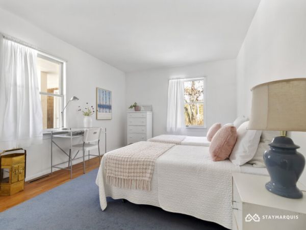 Hamptons Home 1020349