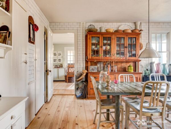 Hamptons Home 1020350