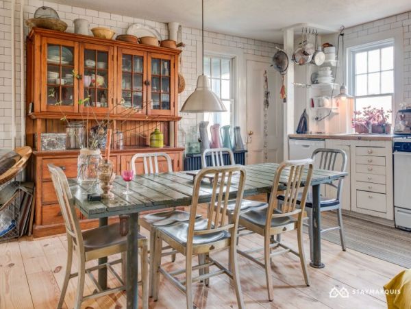 Hamptons Home 1020350