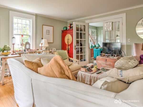 Hamptons Home 1020350