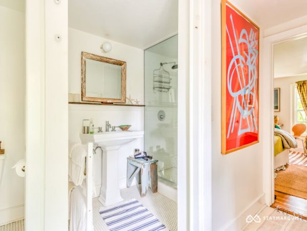 Hamptons Home 1020350