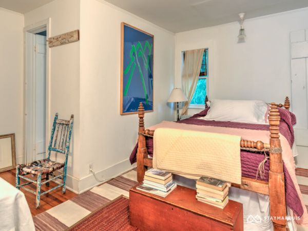 Hamptons Home 1020350