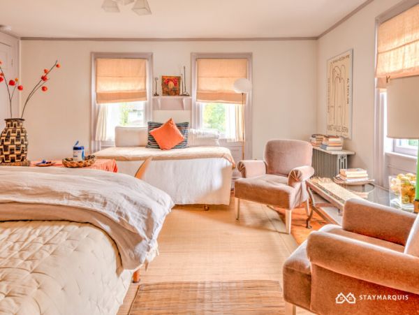 Hamptons Home 1020350