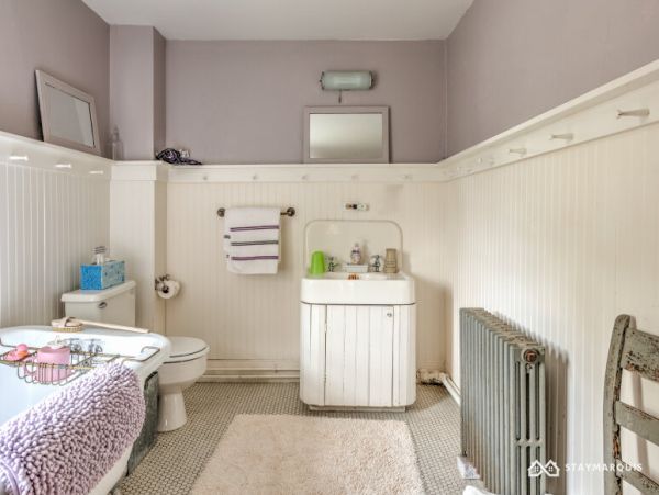 Hamptons Home 1020350
