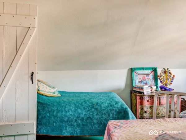 Hamptons Home 1020350