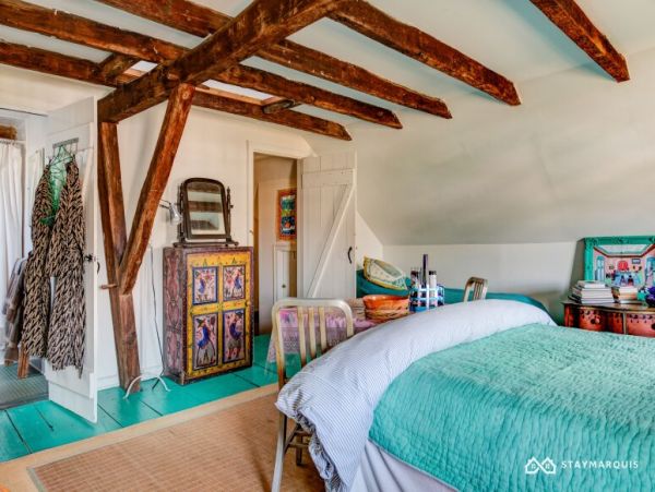 Hamptons Home 1020350
