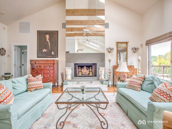 Hamptons Home 1020351