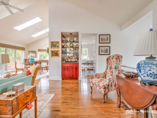 Hamptons Home 1020351