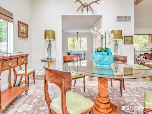 Hamptons Home 1020351