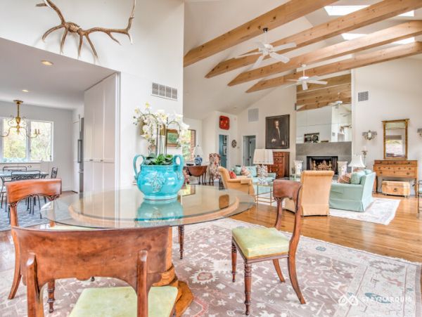 Hamptons Home 1020351