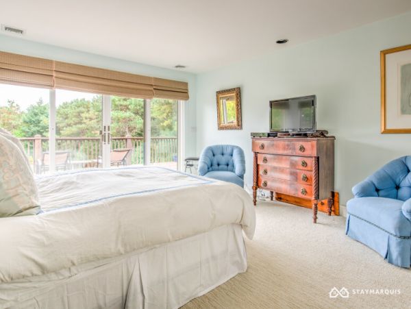 Hamptons Home 1020351
