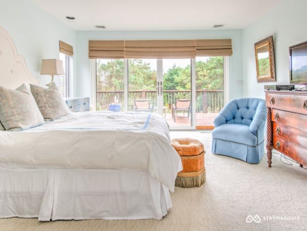 Hamptons Home 1020351