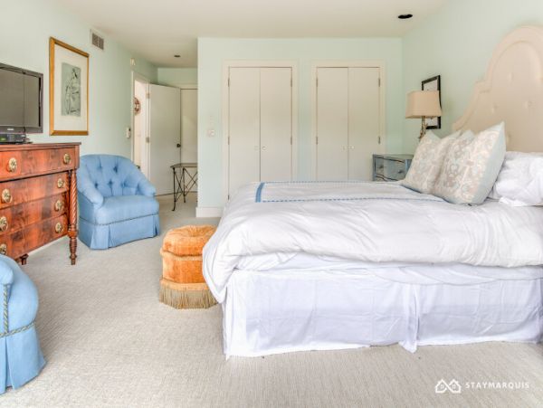 Hamptons Home 1020351