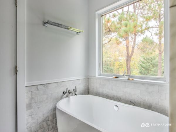 Hamptons Home 1020351