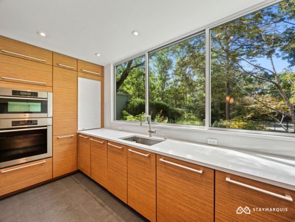 Hamptons Home 1020352