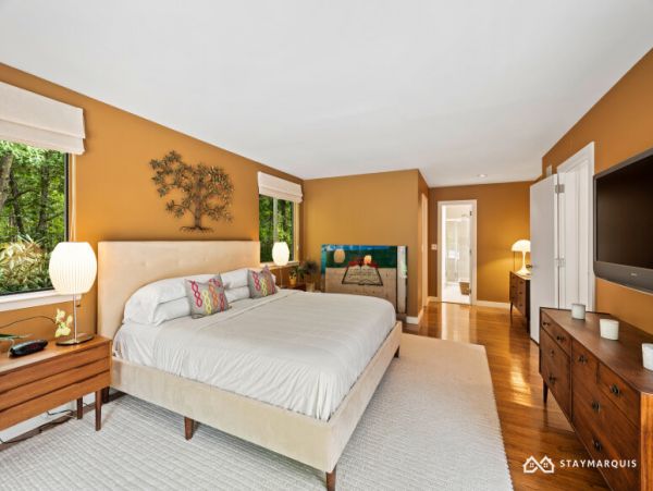 Hamptons Home 1020352