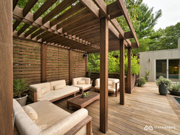 Hamptons Home 1020352