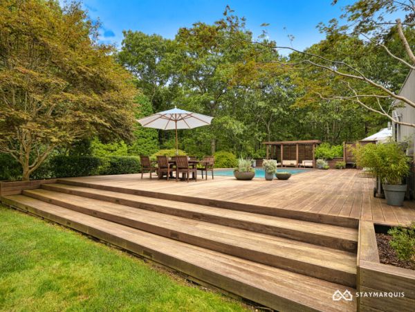 Hamptons Home 1020352
