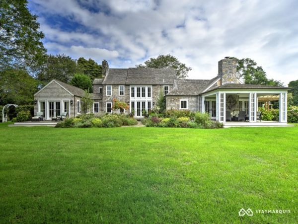 Hamptons Home 1020353