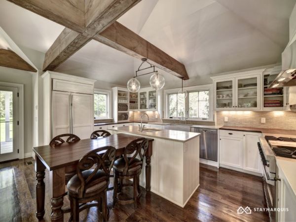 Hamptons Home 1020353