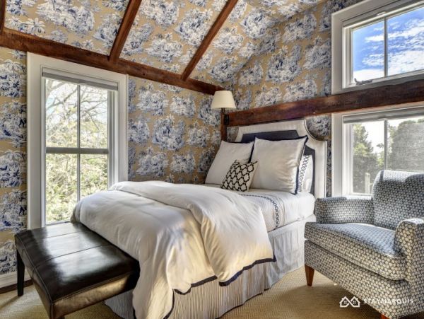 Hamptons Home 1020353