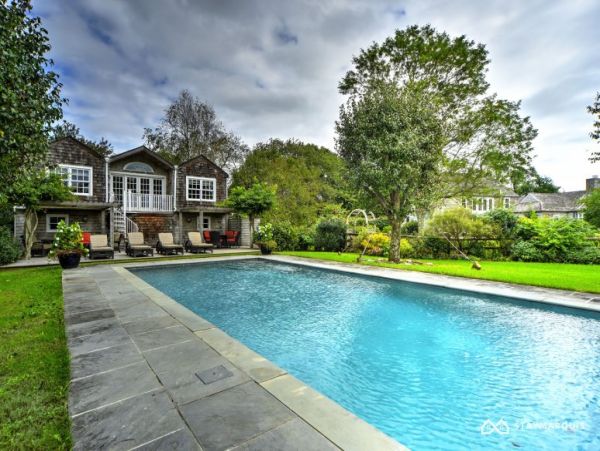 Hamptons Home 1020353
