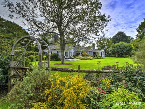 Hamptons Home 1020353