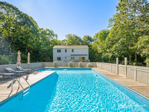 Hamptons Home 1020354