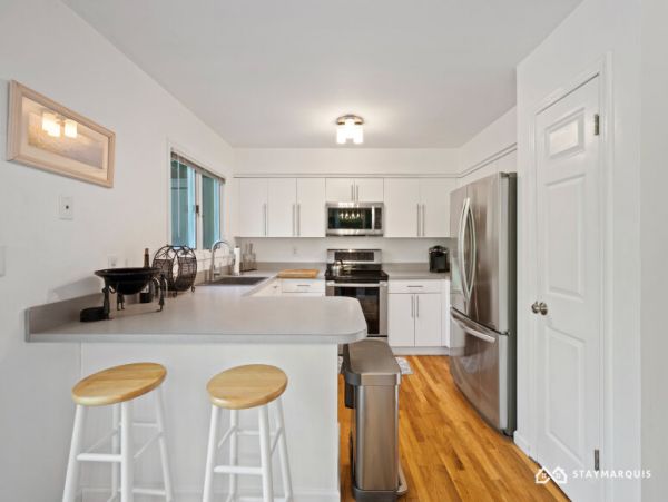 Hamptons Home 1020354