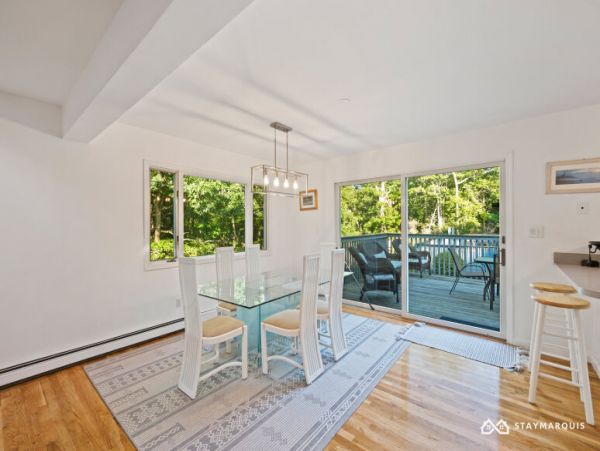 Hamptons Home 1020354