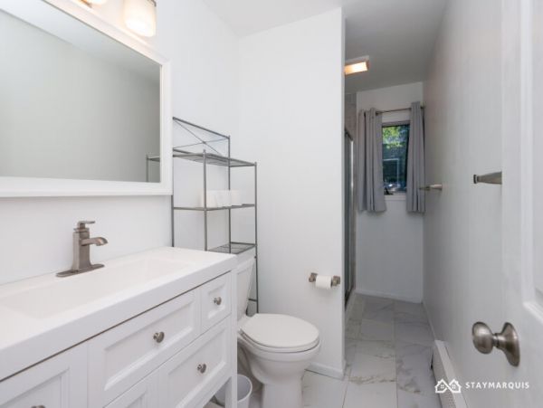 Hamptons Home 1020354