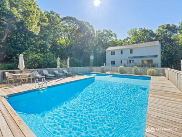 Hamptons Home 1020354